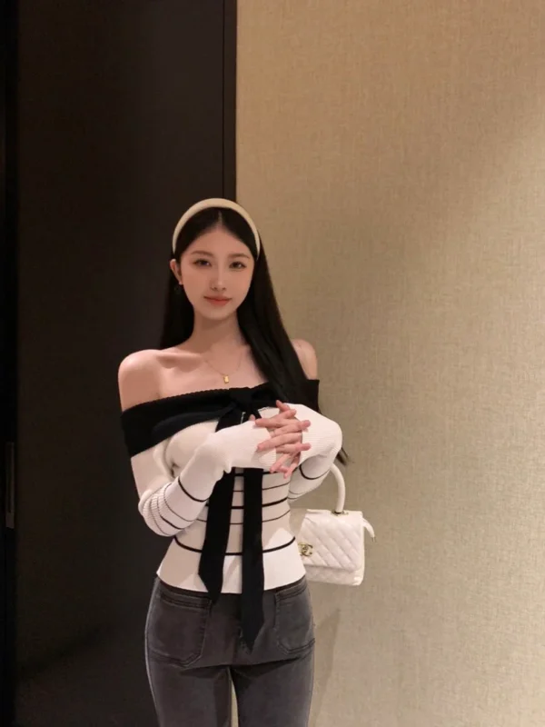 Off Shoulder Knitted Long Sleeve Top