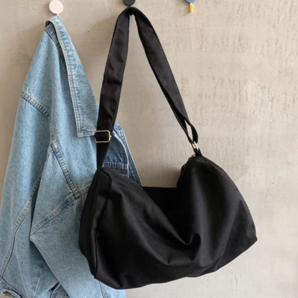 Korean Version of the New Large-capacity Messenger Bag